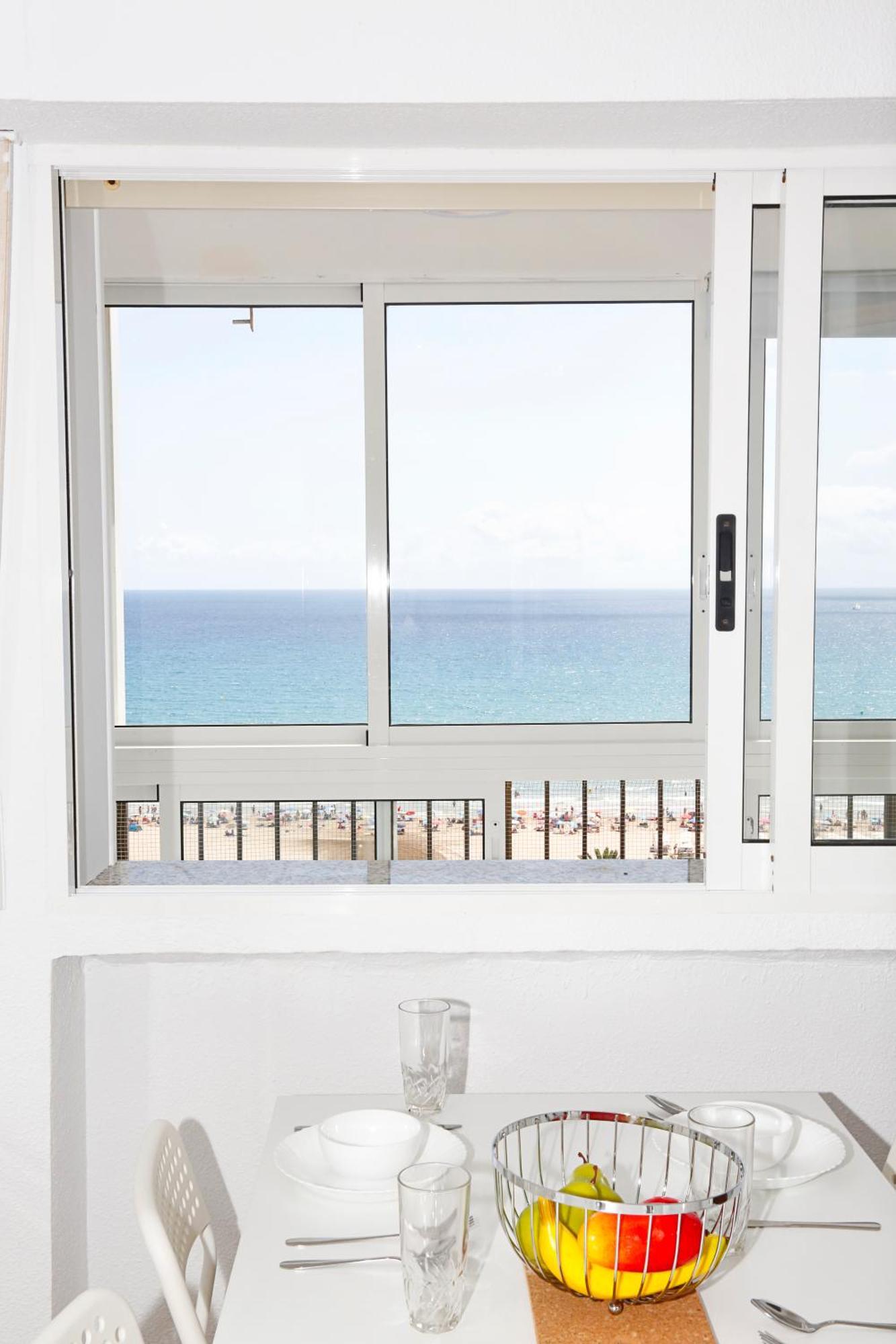 Diamar Near The Beach With Wifi Apartman Alicante Kültér fotó