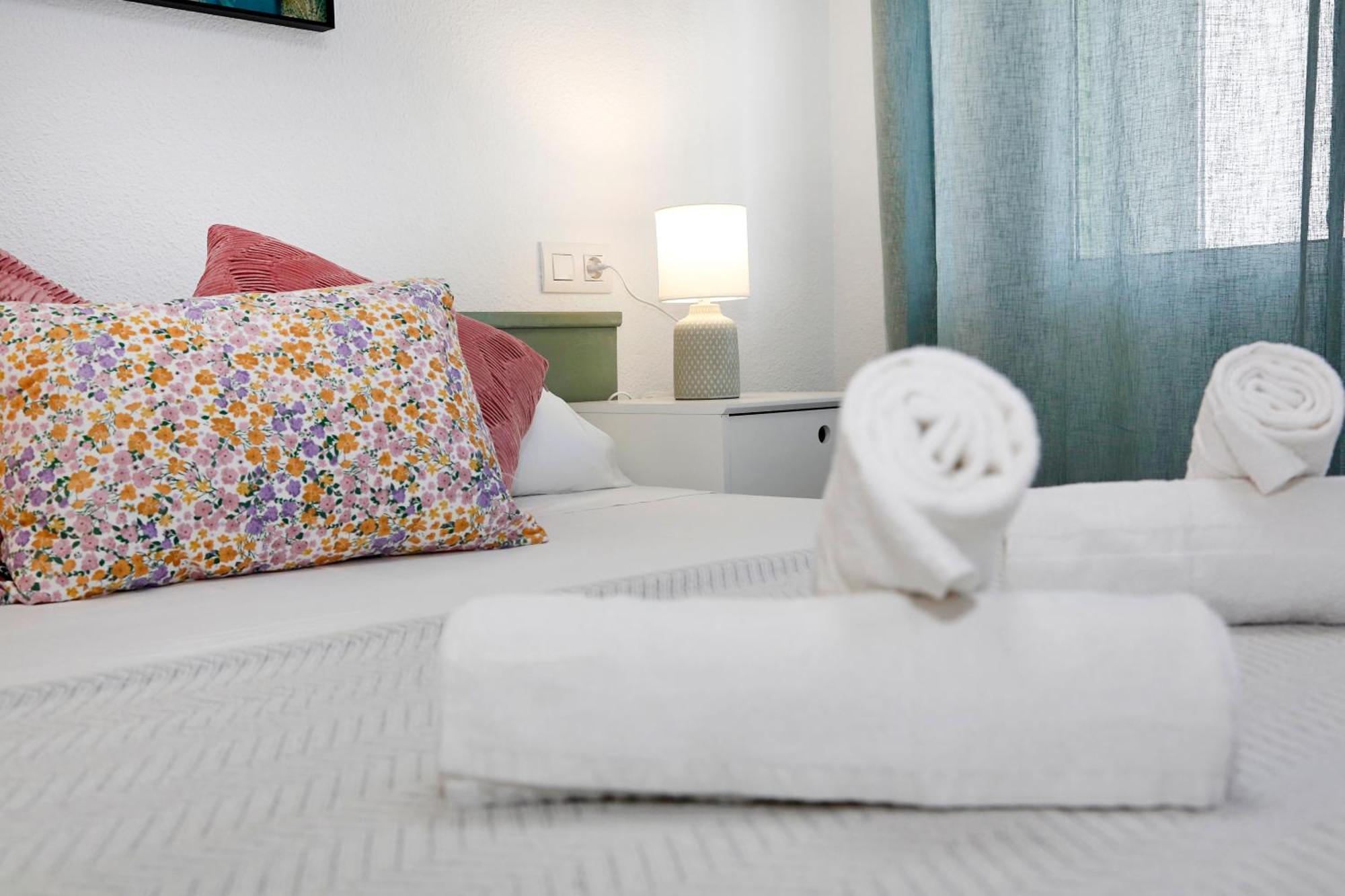 Diamar Near The Beach With Wifi Apartman Alicante Kültér fotó